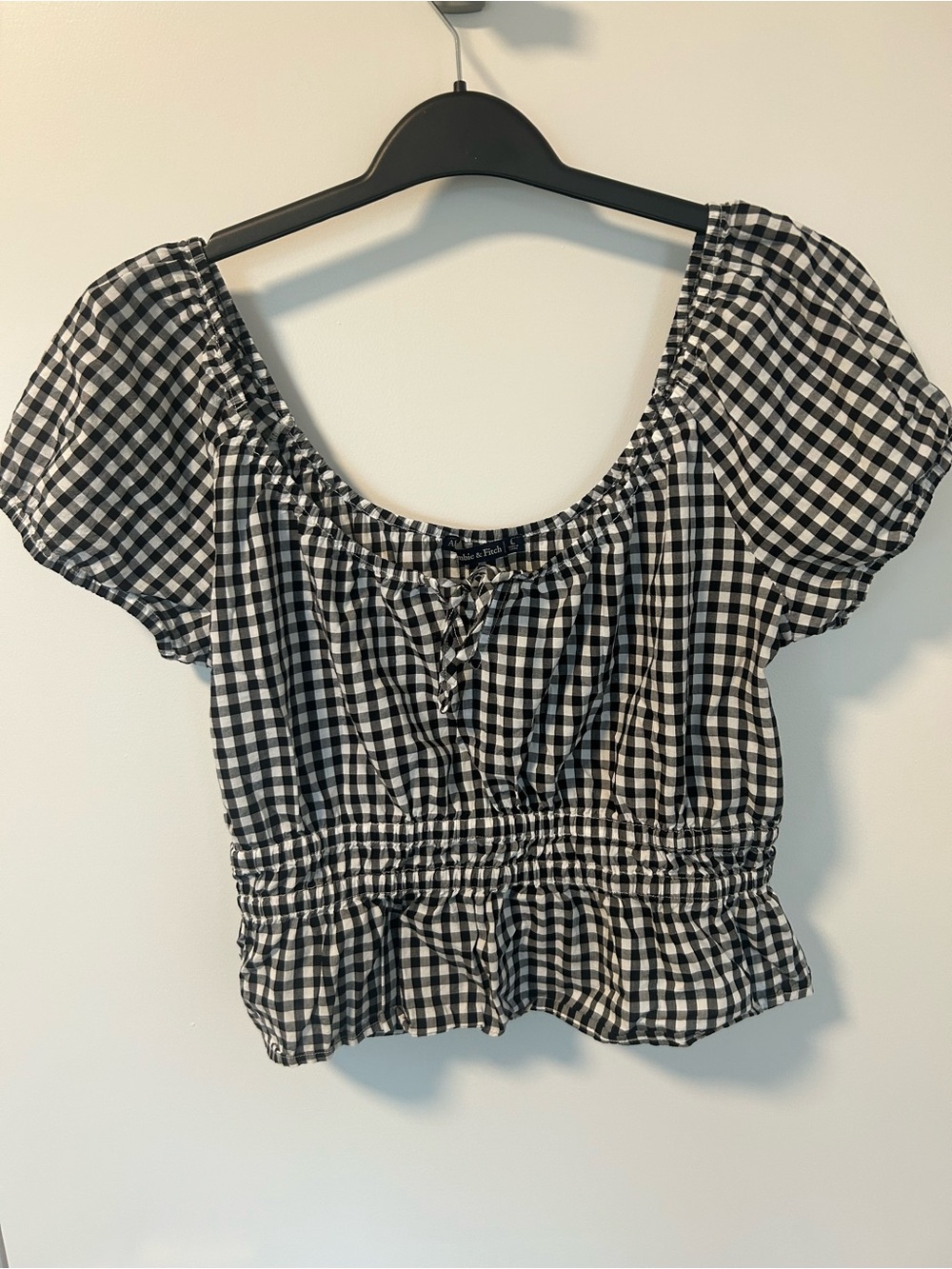 Abercrombie & Fitch Black and White Gingham Crop Top